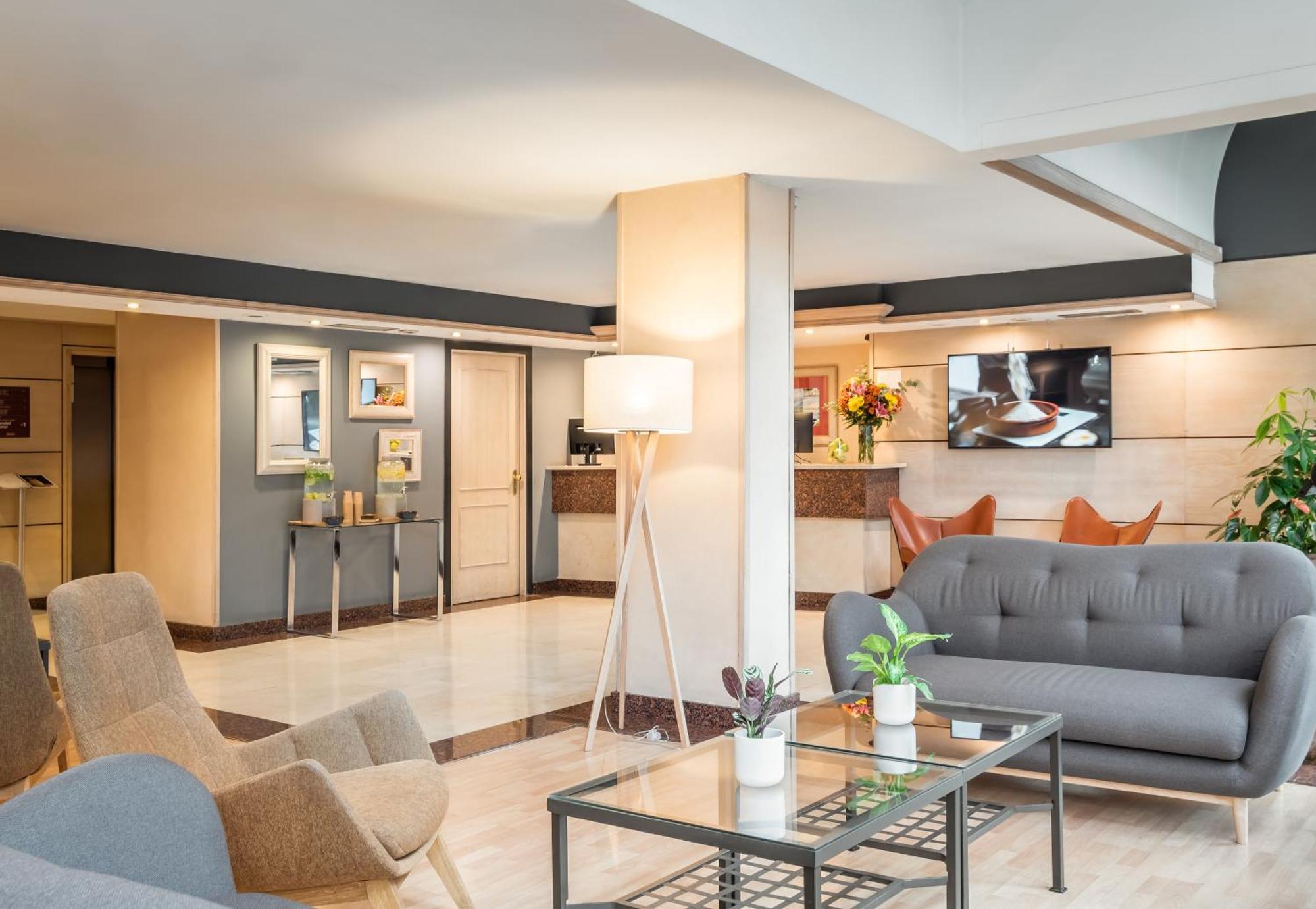 Sunotel Aston Барселона Екстериор снимка