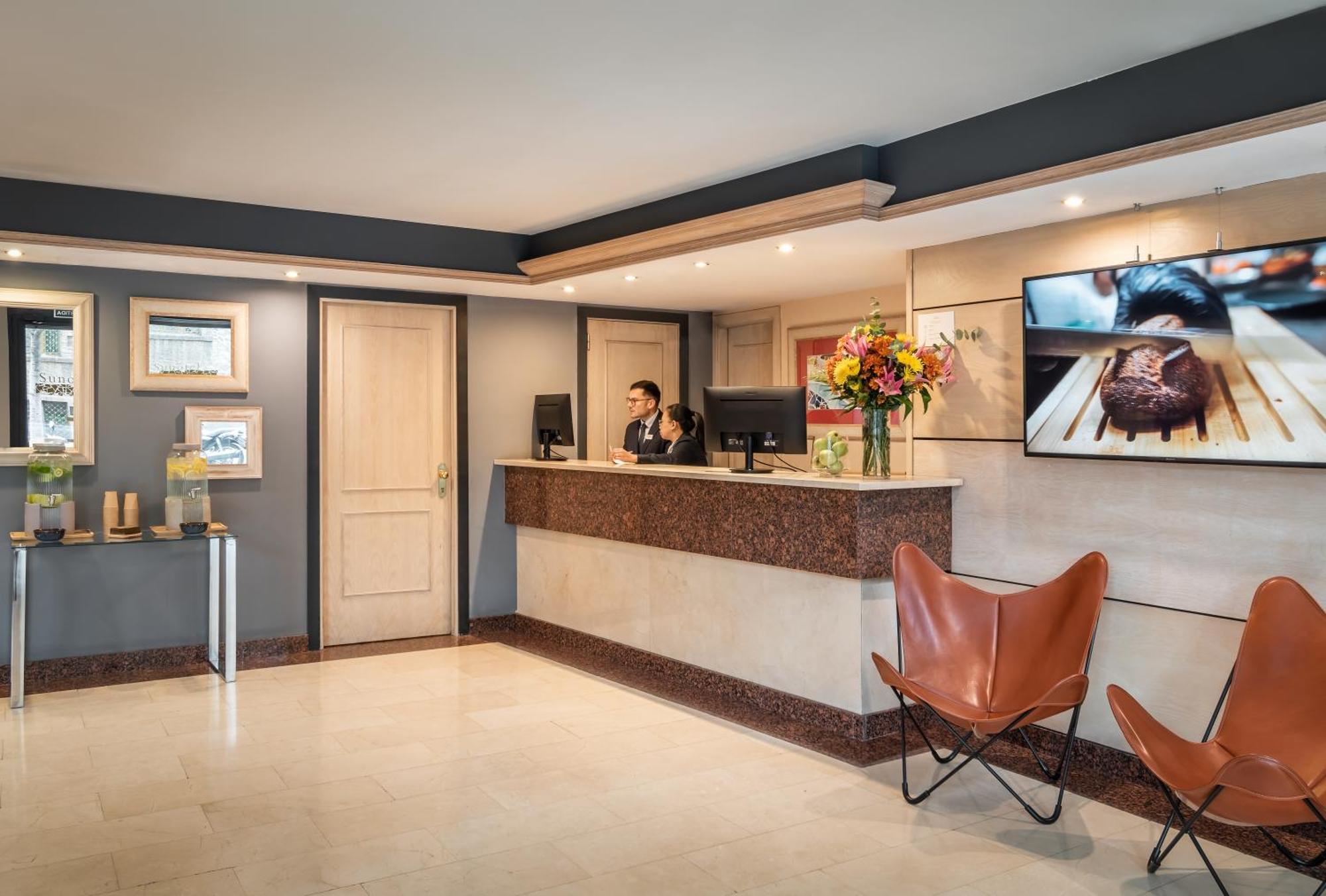 Sunotel Aston Барселона Екстериор снимка