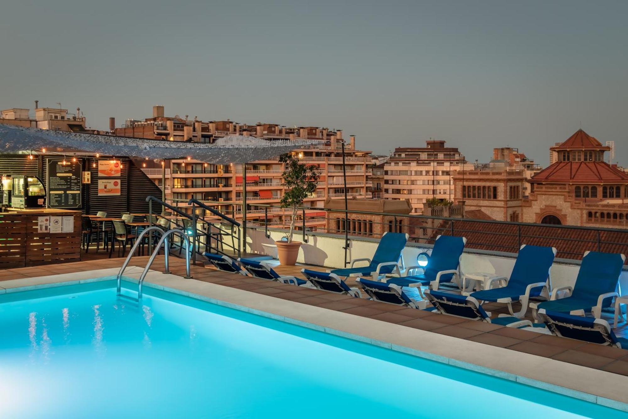 Sunotel Aston Барселона Екстериор снимка