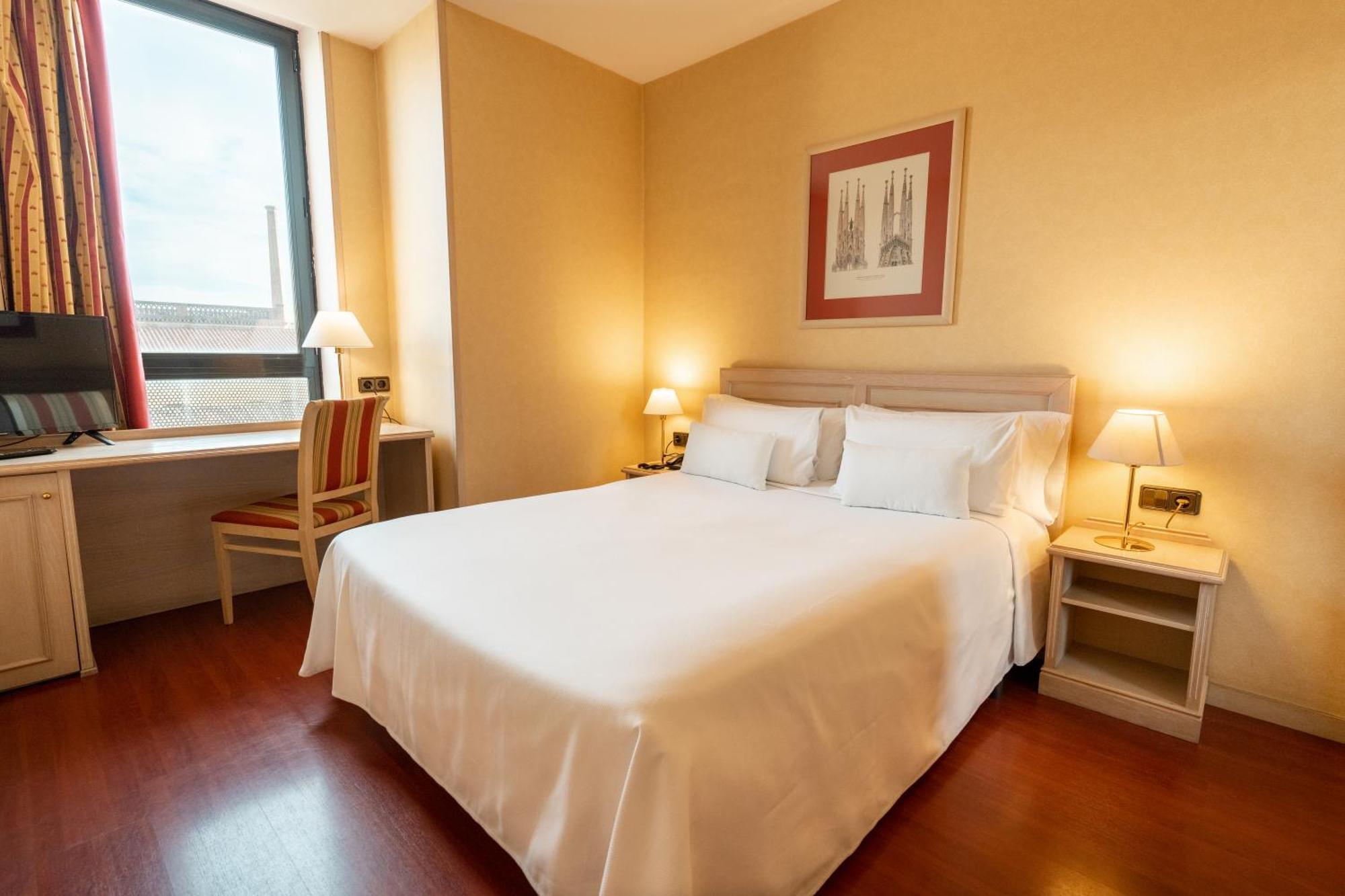 Sunotel Aston Барселона Екстериор снимка